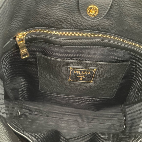 Prada Leather Tote Black, 💯 Authentic - Picture 8 of 10